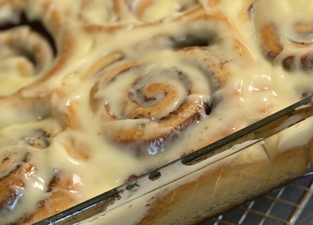 Is A Baking Dish The Same Thing As A Baking Pan?