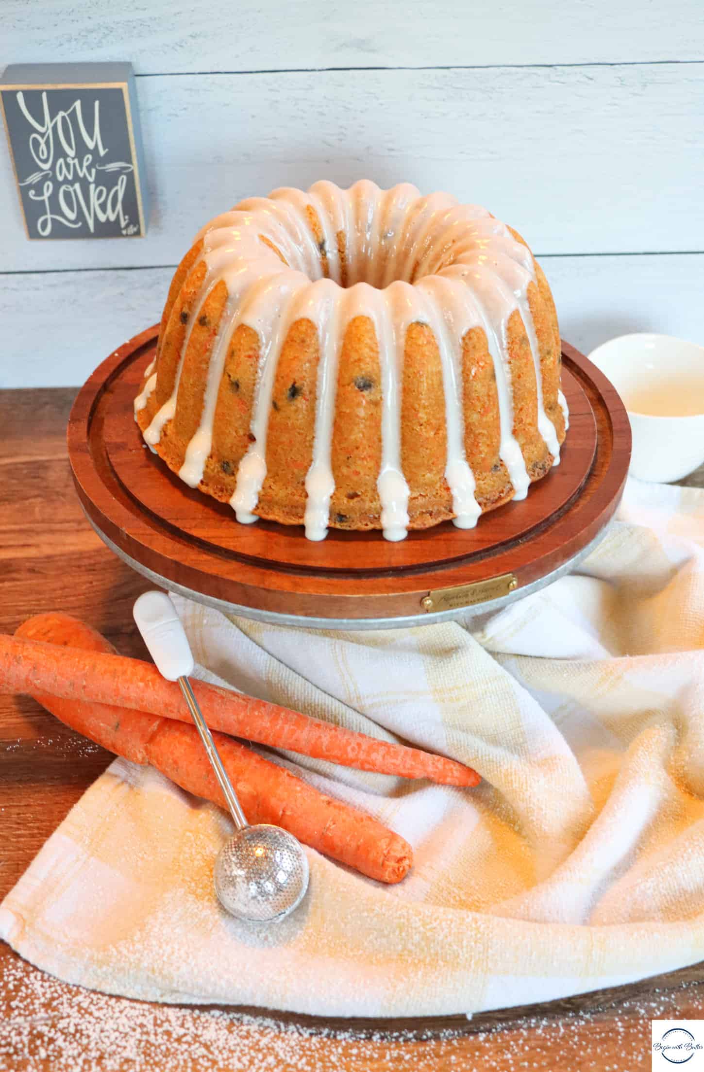 How To Grease A Bundt Pan (& Keep Bundt Cakes From Sticking!) - Sweets &  Thank You