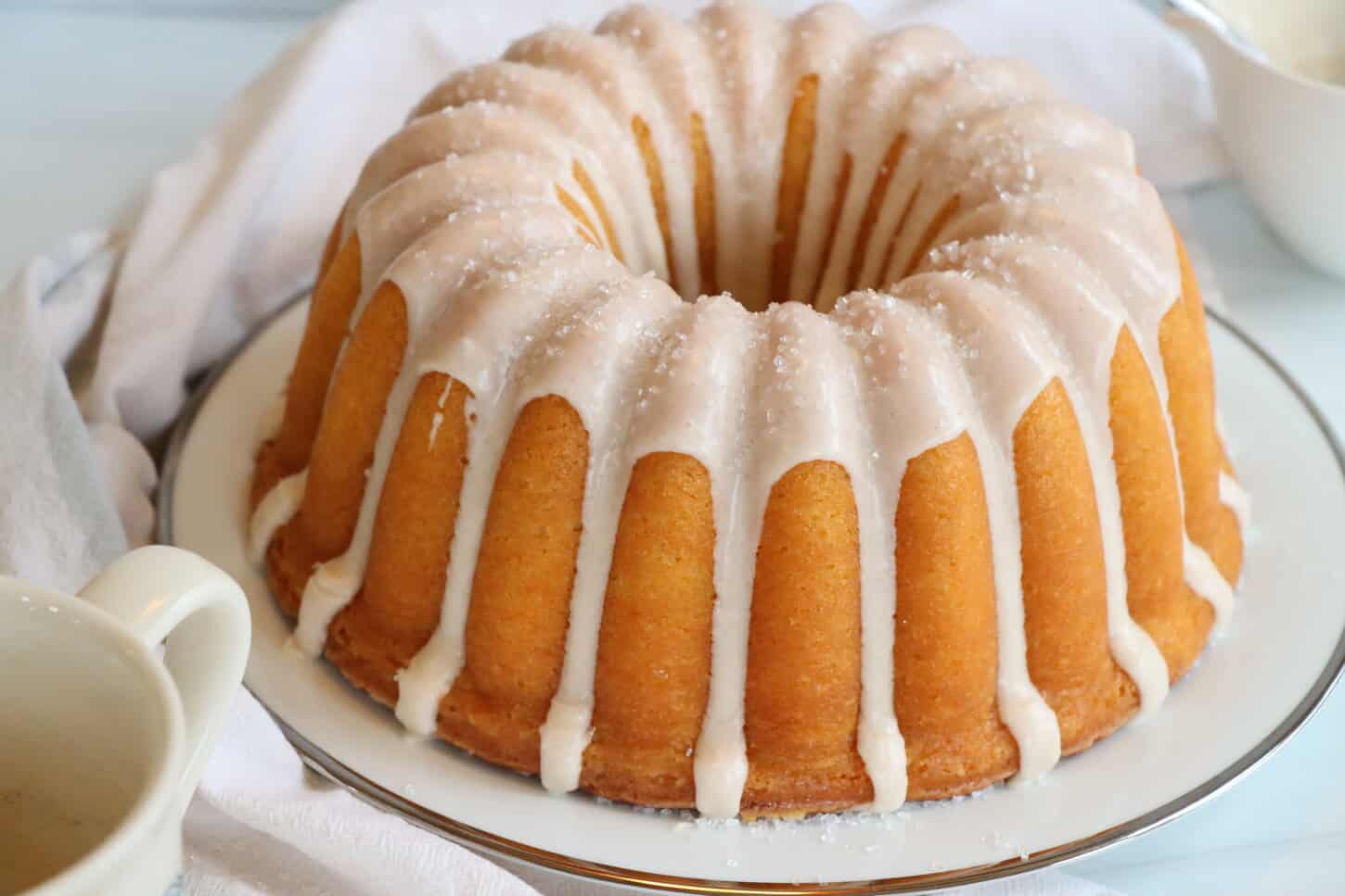 This is a zoomed-in picture of my snickerdoodle pound cake.