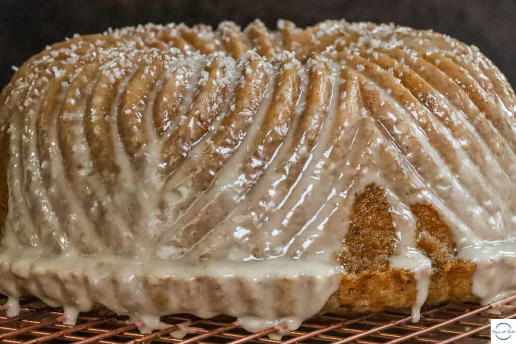 this is a photo of vegan snickerdoodle pound cake